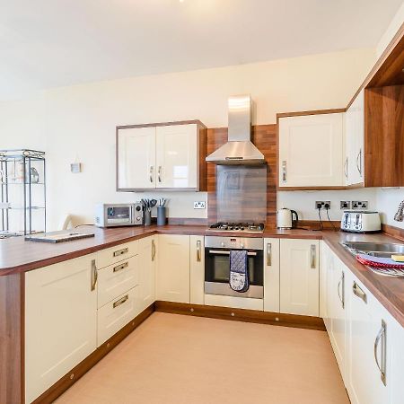 Apartamento Cairns Vista Whitby Exterior foto