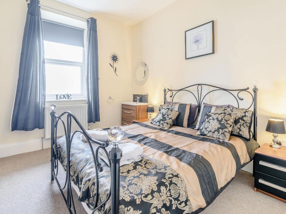 Apartamento Cairns Vista Whitby Exterior foto