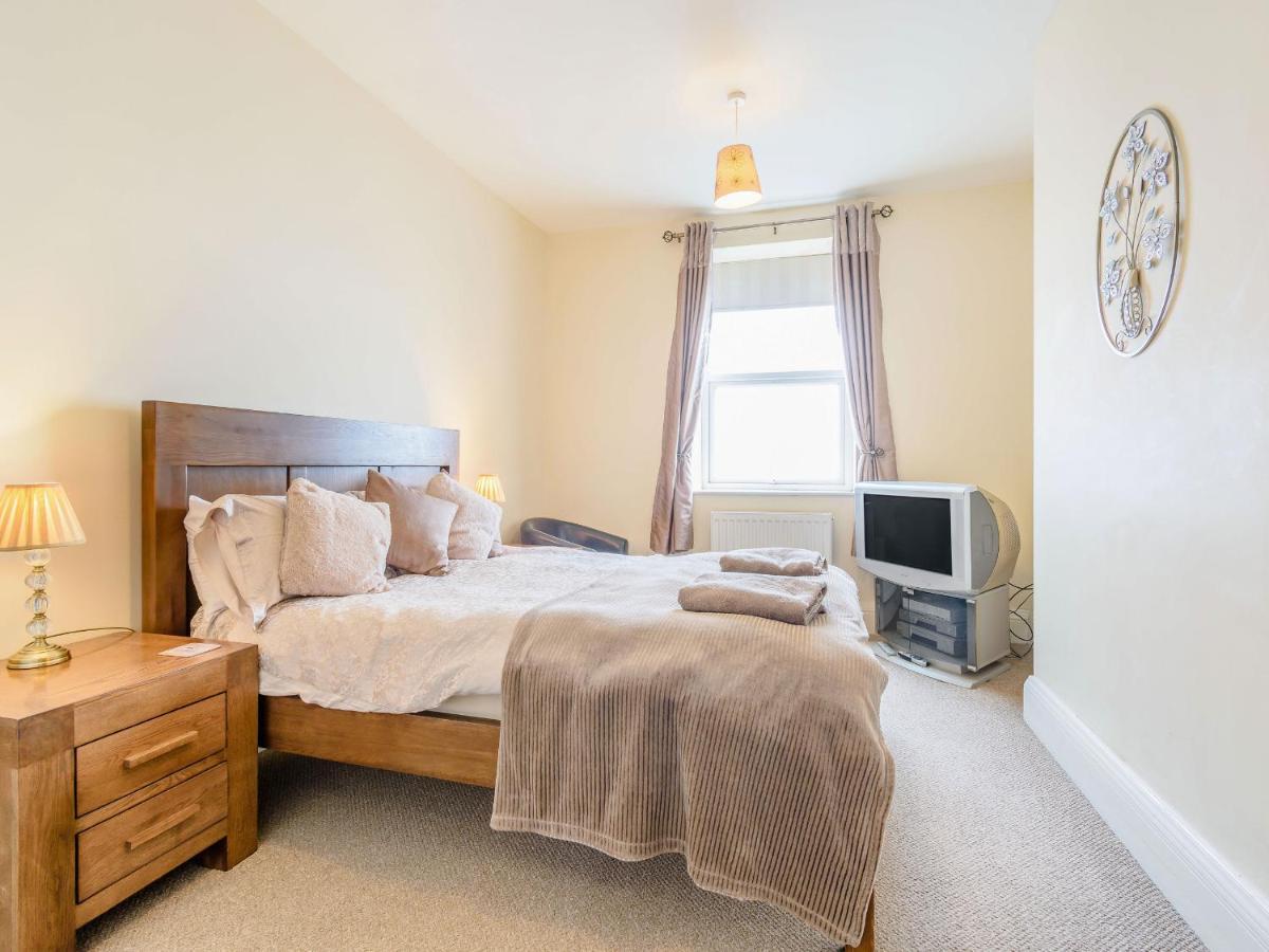 Apartamento Cairns Vista Whitby Exterior foto